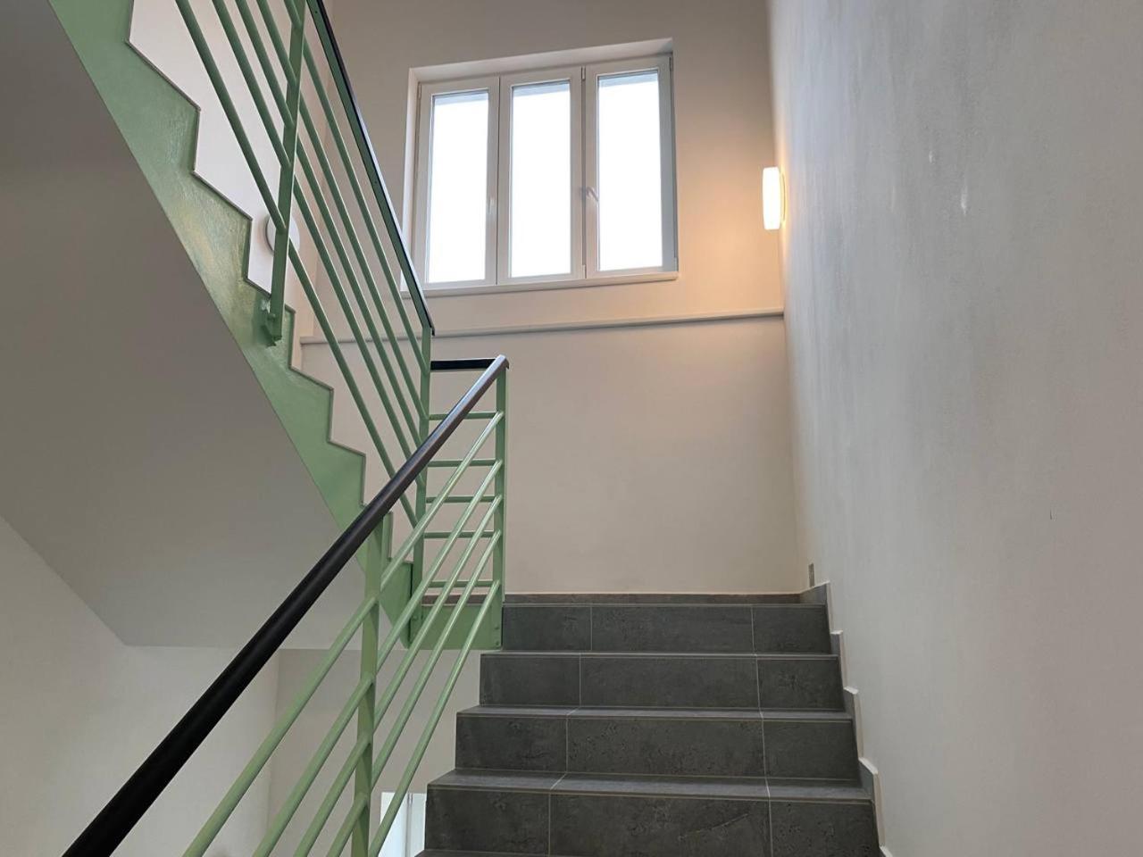 Perla Hradce Lägenhet Hradec Králové Exteriör bild